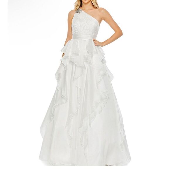 Mac Duggal JEWEL BROACH ONE SHOULDER CASCADE LAYERED GOWN New - Picture 1 of 8